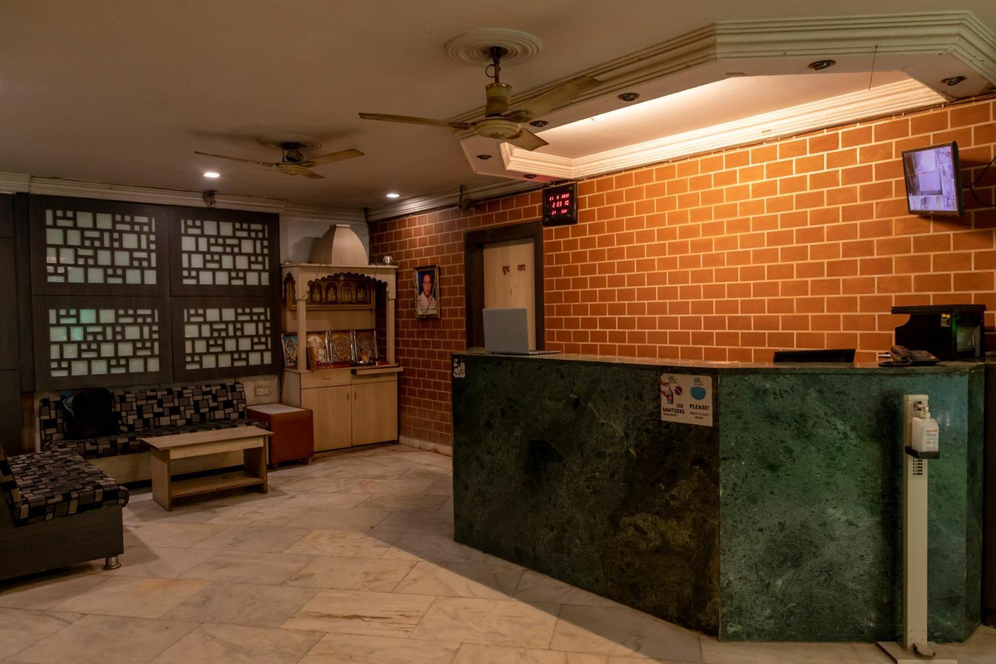 Adarsh Palace Hotel Bhopal Eksteriør bilde