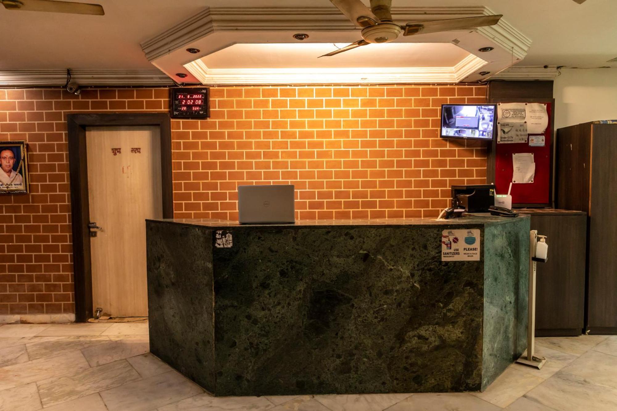 Adarsh Palace Hotel Bhopal Eksteriør bilde