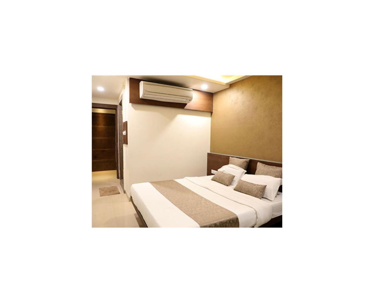 Adarsh Palace Hotel Bhopal Eksteriør bilde